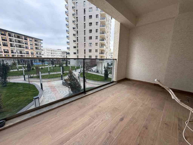 TUZLA FGM GLORYA'DA SATILIK 2+1 DAIRE
