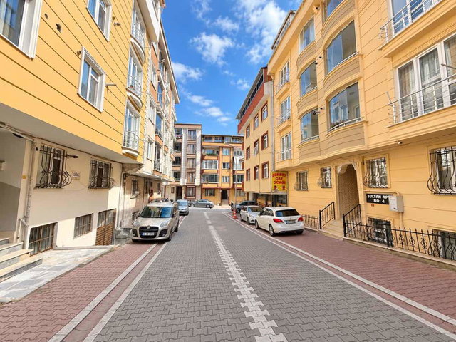 METRORBÜSE YAKIN MEHTERÇEŞME UFUK CAD KIRALIK 2+1 ARAKAT DAIRE