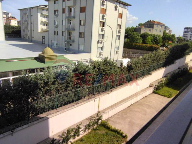 RE/MAX PRO GÖKHAN'DAN SANCAKTEPE DURU SİTESİNDE FIRSAT 2+1 DAİRE