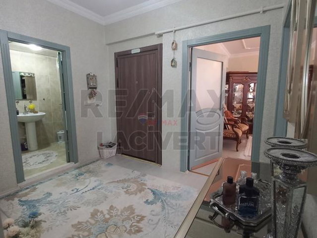 RE/MAX LACİVERT'TEN KAYAKYOLUNDA SATILIK 4+1 DAİRE