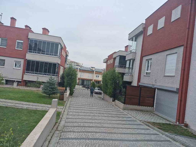 ODUNPAZARI’NDA 2021 YAPIMI 3+1 MÜSTAKİL TADINDA VİLLA | 180 M² | KREDİYE UYGUN,BAKIMLI