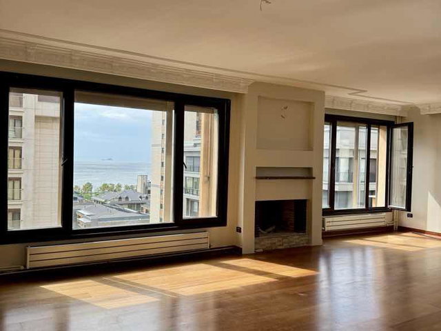 SUADİYE SAHİL BANDINDA | ÖZEL İTALYAN TASARIMLI 180 M² NET KISMİ DENİZ MANZARALI LÜKS KİRALIK DAİRE