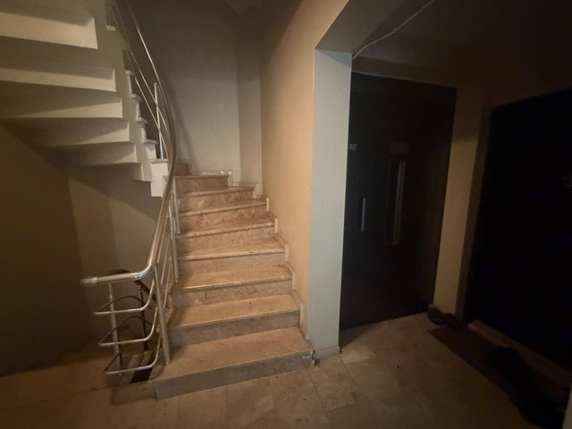 REMAX ASHILL ÇEKMEKÖY KIRAZLIDERE EBEVEYN BANYOLU ARAKAT SATILIK 2+1 DAIRE