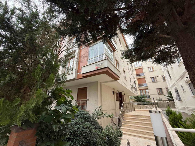 KÜÇÜKYALI 2.KAT ÖN CEPHE BALKONLU 2+1 KIRALIK