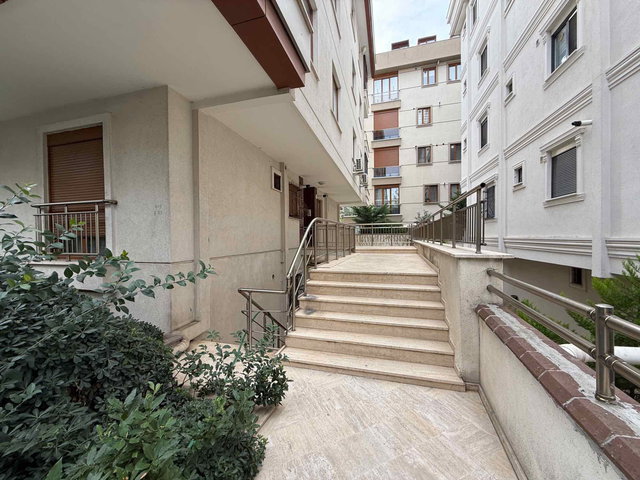 KÜÇÜKYALI 2.KAT ÖN CEPHE BALKONLU 2+1 KIRALIK