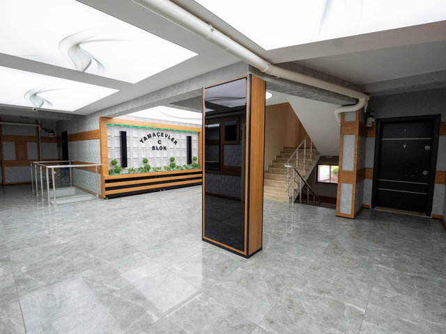MAMAK GENERAL ZEKİ DOĞAN’DA SATILIK YAMAÇEVLER SITESI GÜVENLIKLI 3+1 135 M² NET
