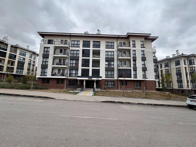 SARAYCIK TOKİDE 2+1 SATILIK EBEVEYN BANYOLU DAİRE