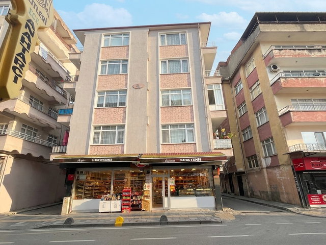 REMAXÇAKRA ÖMER ONAYCI'DAN GÖLCÜK MRK. İÇI FULL YAPILI 2+1 DAIRE