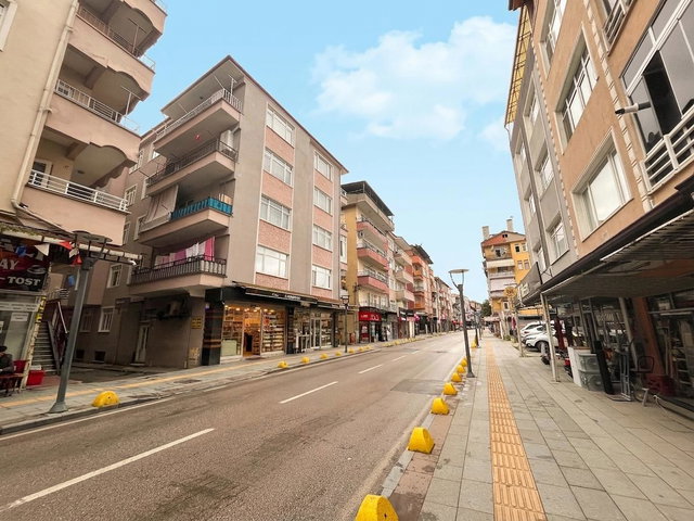 REMAXÇAKRA ÖMER ONAYCI'DAN GÖLCÜK MRK. İÇI FULL YAPILI 2+1 DAIRE