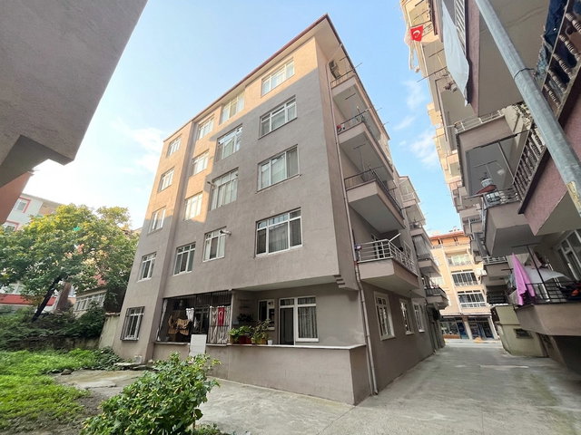 REMAXÇAKRA ÖMER ONAYCI'DAN GÖLCÜK MRK. İÇI FULL YAPILI 2+1 DAIRE