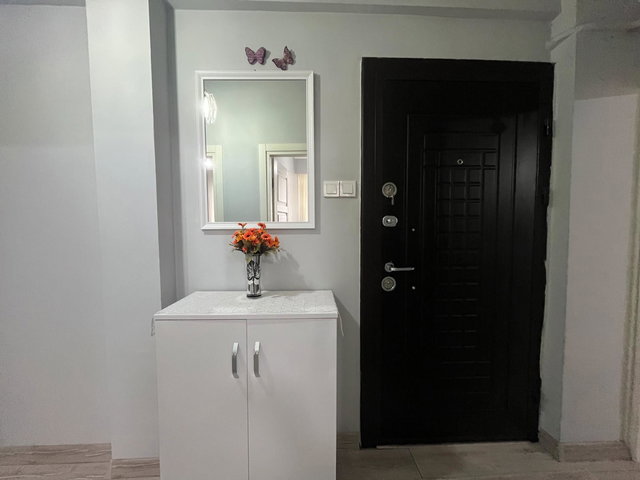 REMAXÇAKRA ÖMER ONAYCI'DAN GÖLCÜK MRK. İÇI FULL YAPILI 2+1 DAIRE