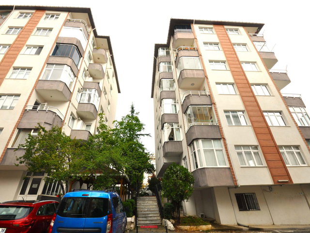 ÜMRANİYE ATAKENT ESER 89 SİTESİ METROYA YAKIN FULL EŞYALI 2+1