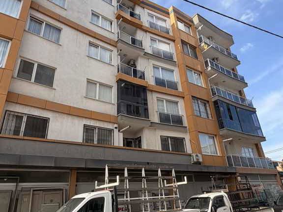 TUZLA AYDINLI’DA KİRALIK 2+1 DAİRE