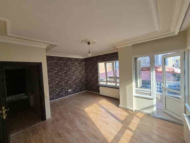 SAMSUN İLKADIM’DA DOĞU-GÜNEY CEPHELİ 3+1 | 120 M² NET | BALKONLU KİRALIK DAİRE
