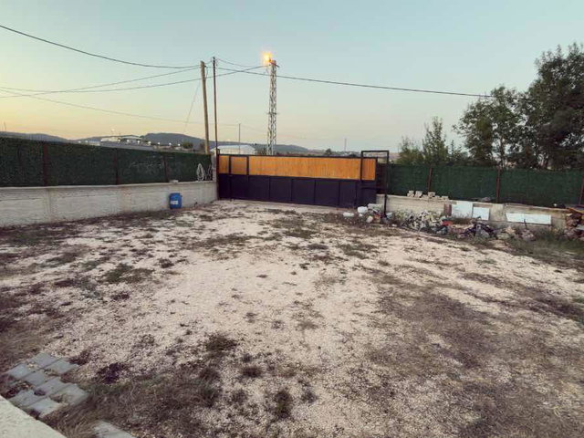 KÖRFEZ KUTLUCA'DA 1897 M2 ARSA+İSKANLI MÜSTAKIL EV