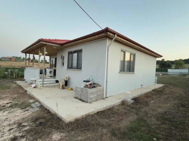 KÖRFEZ KUTLUCA'DA 1897 M2 ARSA+İSKANLI MÜSTAKIL EV
