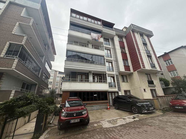 DARICA’DA 220 M² BRÜT 4+2 DUBLEKS DAİRE | SON KAT | DOĞU-GÜNEY CEPHE