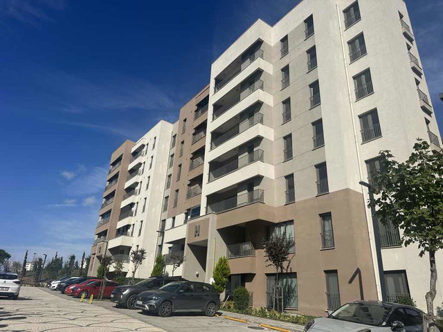 SULTANBEYLI MIMAR SINAN EVLERI'NDE 3 + 1 MUHTEŞEM DAIRE