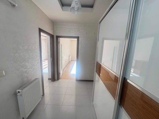 PAŞAKÖŞKÜ'DE AMERİKAN MUTFAKLA BİRLİKTE 3+1 ARA KAT DAİRE