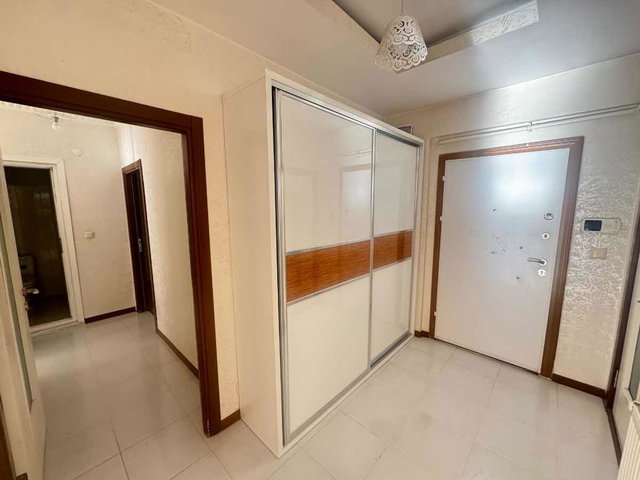 PAŞAKÖŞKÜ'DE AMERİKAN MUTFAKLA BİRLİKTE 3+1 ARA KAT DAİRE