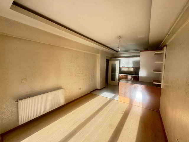 PAŞAKÖŞKÜ'DE AMERİKAN MUTFAKLA BİRLİKTE 3+1 ARA KAT DAİRE