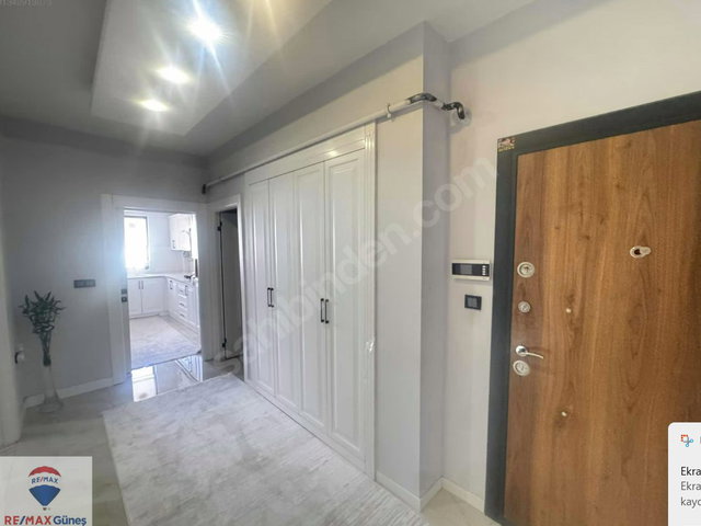 KARAKAVAK ŞAHHALE'DE 4+1 3 YAŞINDA SİTE İÇERİSİNDE DAİRE