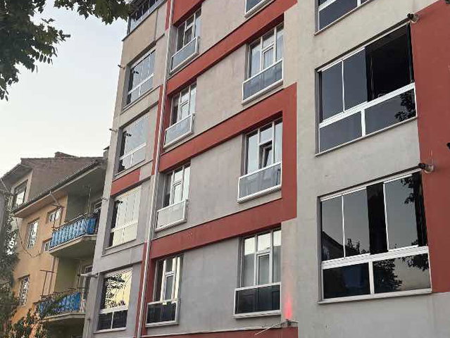 BOZÜYÜK YENİ MAH’DE 5+1 DUBLEKS KONFORU: 200 M² NET, 4 BANYO, ÇİFT CEPHE