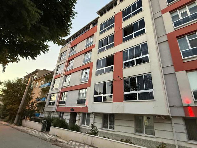 BOZÜYÜK YENİ MAH’DE 5+1 DUBLEKS KONFORU: 200 M² NET, 4 BANYO, ÇİFT CEPHE
