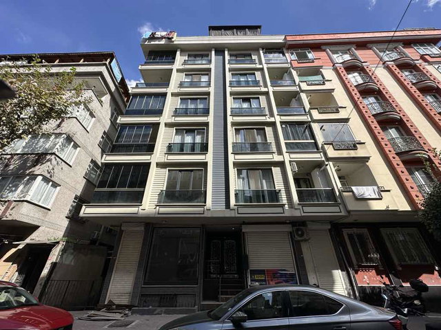 ŞİRİNEVLER GÖKTAŞ SK’DA KİRALIK 2+1 DAİRE