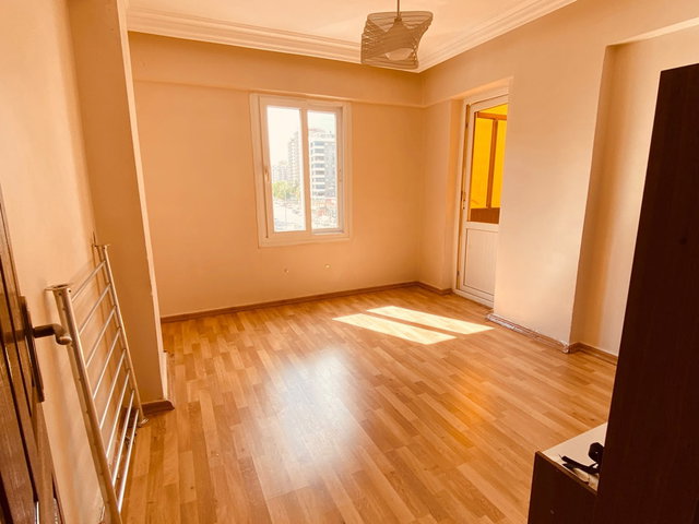 REMAX TOROS'TAN MEZİTLİ BELEDİYESİ BİTİŞİĞİNDE KİRALIK GENİŞ 3+1 DAİRE