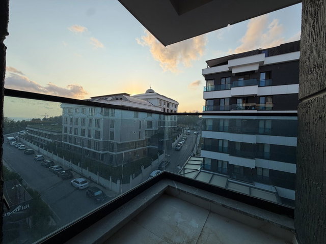 SEA GARDEN'DA METRO VE PENDİK MİLLET BAHÇESİNE KOMŞU KİRALIK LÜKS 2+1 DAİRE