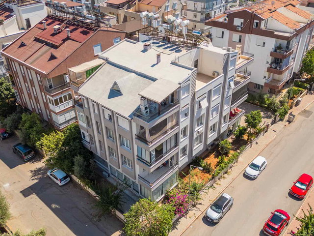KONYAALTI TOROS SATILIK 3+1 110M2 BAHÇE KULLANIMI