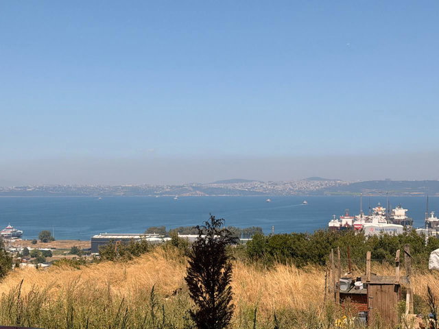 REMAX ŞEHİR 2'DEN KESİNTİSİZ DENİZ MANZARALI BAHÇE KATI