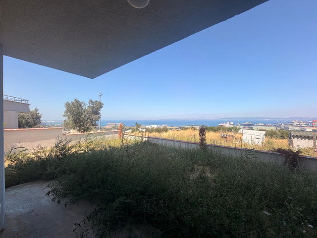 REMAX ŞEHİR 2'DEN KESİNTİSİZ DENİZ MANZARALI BAHÇE KATI