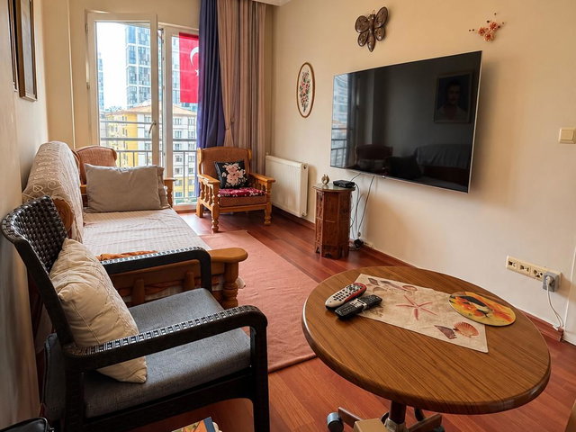 İSTHANBUL EVLERİ HAN 3’TE FERAH CEPHE VE KULLANIŞLI 3+1 DAİRE