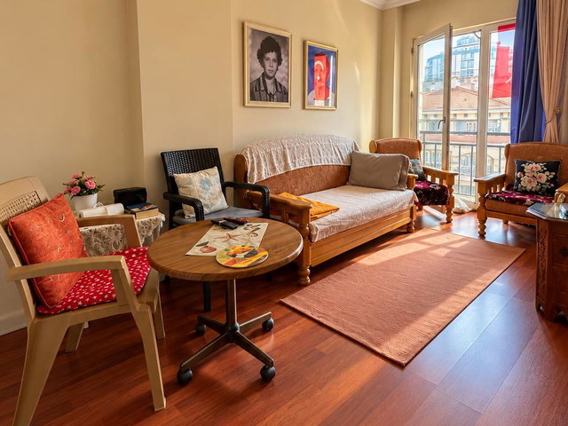 İSTHANBUL EVLERİ HAN 3’TE FERAH CEPHE VE KULLANIŞLI 3+1 DAİRE