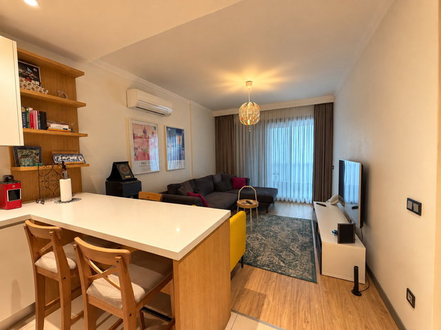 İZMİR ATAŞEHİR MODERN 3 SİTESİ'NDE EŞYALI 1+1 KİRALIK DAİRE