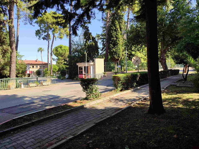 YEŞILBAHÇE'DE PAŞAKAVAKLAR CADDESI'NDE 3+1 GDB CEPHELI SATILIK DAIRE
