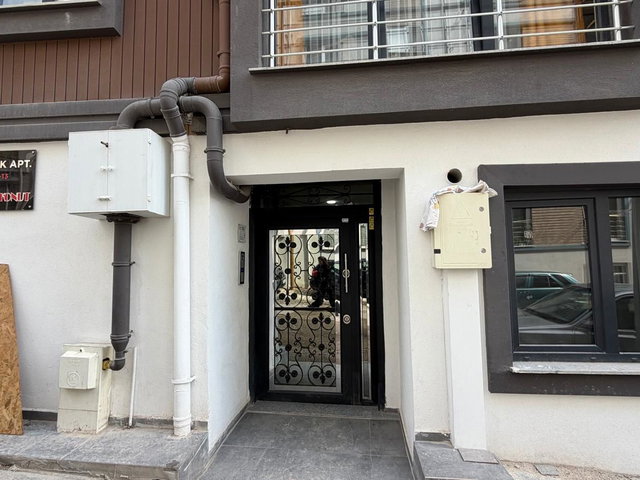REMAX MİD'DEN ÜNİVERSİTEYE YÜRÜYÜŞ MESAFESİNDE KİRALIK 1+1 DAİRE
