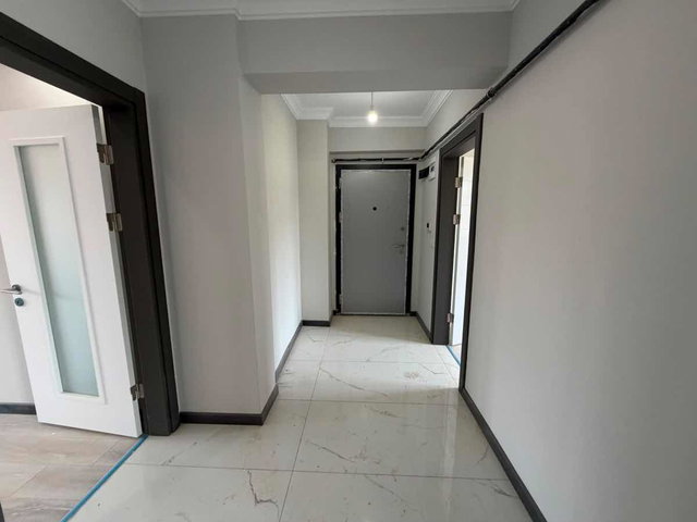 KARTEPE ERTUĞRUL GAZİ MAHALLESİNDE SATILIK 4+1 EĞİMSİZ Ç.DUBLEKS