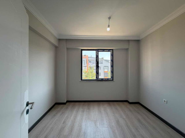 KARTEPE ERTUĞRUL GAZİ MAHALLESİNDE SATILIK 4+1 EĞİMSİZ Ç.DUBLEKS