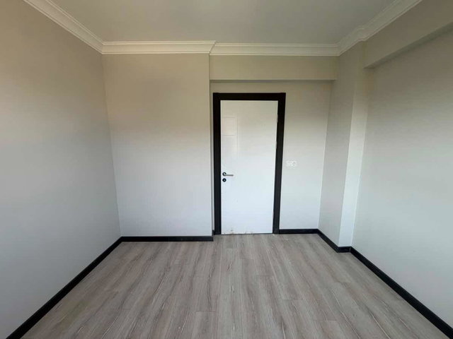 KARTEPE ERTUĞRUL GAZİ MAHALLESİNDE SATILIK 4+1 EĞİMSİZ Ç.DUBLEKS