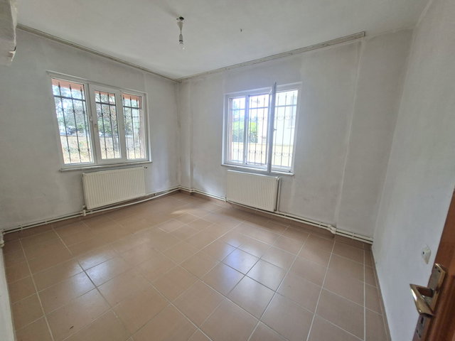 RE/MAX İNCİ'DEN HASAN BASRİ ÇANTAY MAH.’DE 2+1 KİRALIK DAİRE