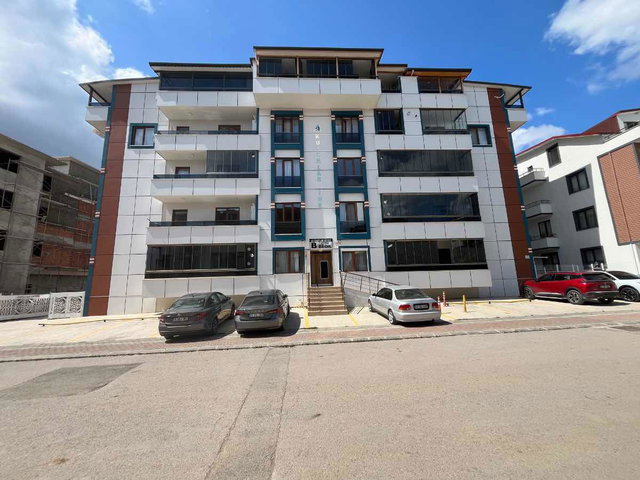 DERİNCE FATİH SULTAN MAHALLESİ 3+1 ARAKAT KİRALIK DAİRE