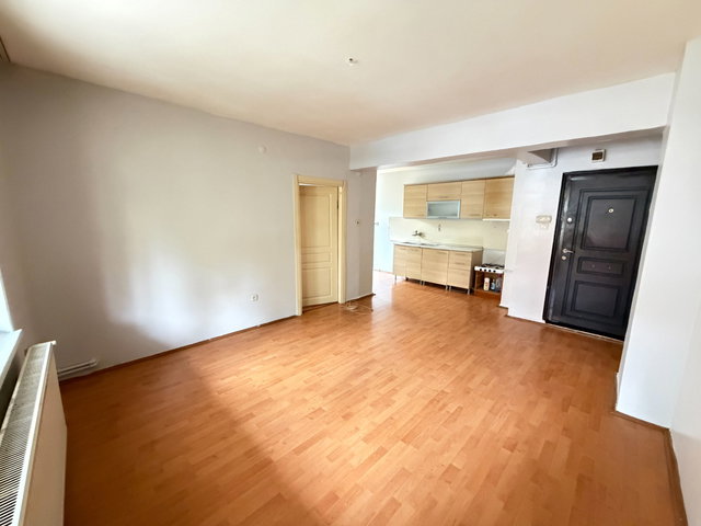CADDE ÜSTÜ KREDİYE UYGUN 2+1 YÜKSEK GİRİŞ BOŞ SATILIK DAİRE