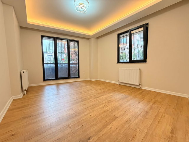 REMAX ANI ’DAN İNKILAP MAH. 'DE METRO VE HASTANEYE YAKIN KİRALIK 1+1