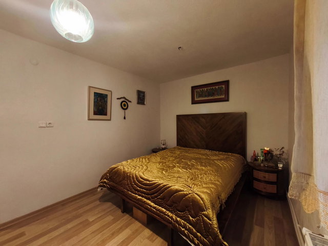 AYVALIK MURATELİ KÖYÜ’NDE EŞYALI, ÖZEL MİMARİLİ 3+1 TAŞ EV KİRALIK