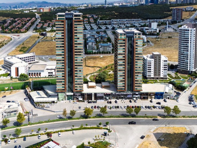 ALLORA BEYTEPE’DE LÜKS YAPILI SIEMENS ANKASTRELI KIRALIK 4+1 E. BANYOLU CAM BALKONLU