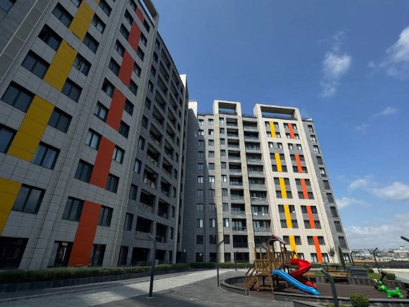 TOR BEYLİKDÜZÜ PROJESİNDE 2+1 EBEVEYN BANYOLU SATILIK DAİRE