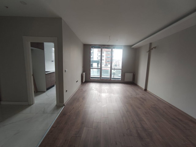 TOR BEYLİKDÜZÜ PROJESİNDE 2+1 EBEVEYN BANYOLU SATILIK DAİRE